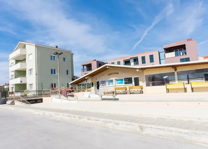 Apartments Braco
